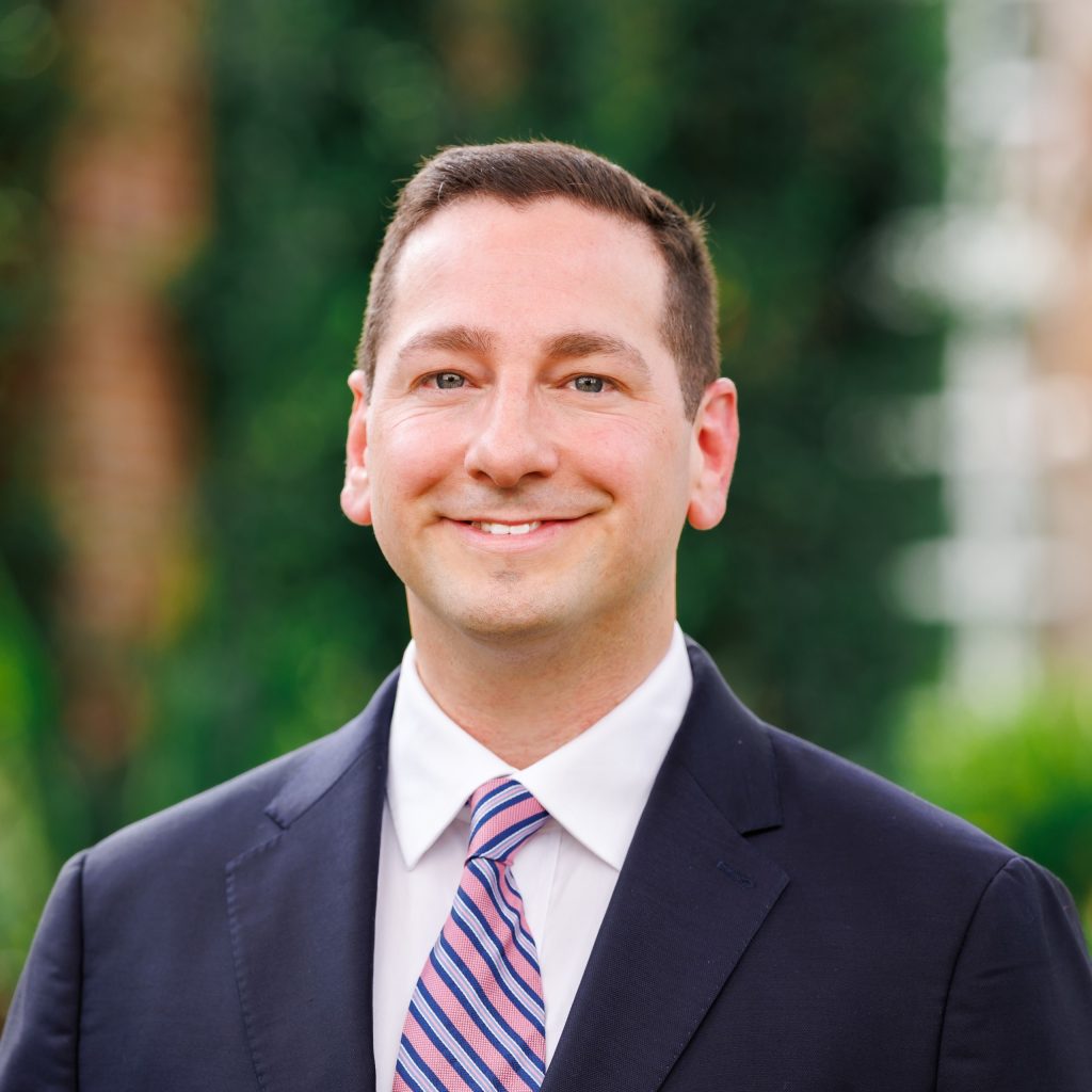 Zachary Kaufman headshot