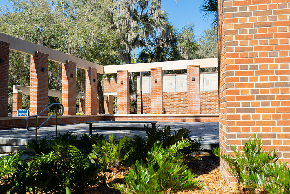 Bailey Courtroom exterior