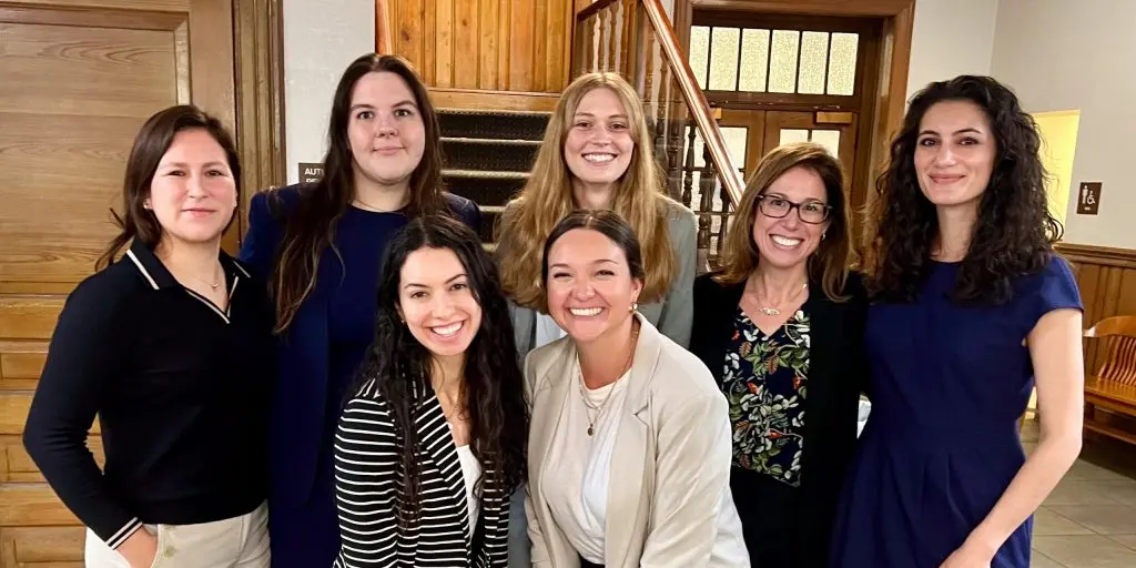 Gator TeamChild Clinic students and Professor Steinberg celebrate a successful case advocating for a young client in foster care.
Pictured from left to right, back row: Catherine Grimley, Hannah Rice, Professor Stacey Steinberg, Megan Servant
Pictured from left to right, front row: Nicole La Roque, Brooke Sause, Cassidy Francies